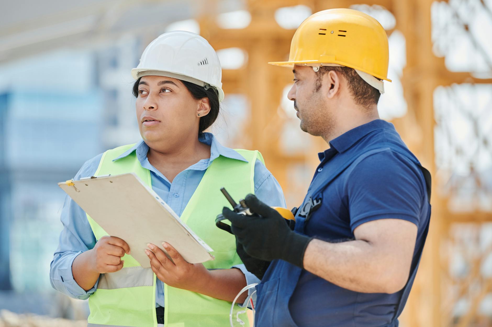 5 Best Companies For Safety Officers 2024 (United States, United Kingdom, UAE, Canada, India)
